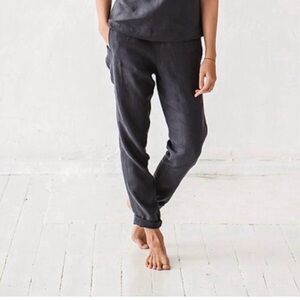 Linenfox Nova black linen trousers